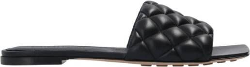 Bottega Veneta Zwarte Gewatteerde Sandaal Black Dames