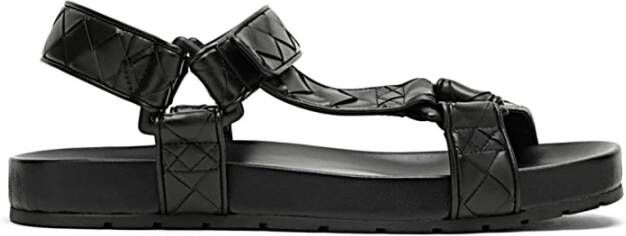 Bottega Veneta Stijlvolle Sandalen voor Zomerdagen Black Dames