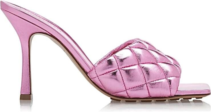 Bottega Veneta Stijlvolle Sandalen voor Zomerse Dagen Pink Dames