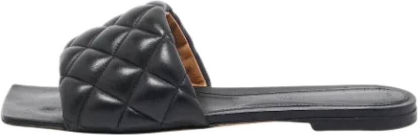 Bottega Veneta Vintage Pre-owned Leather flats Black Dames