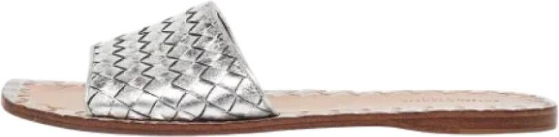 Bottega Veneta Vintage Pre-owned Leather flats Gray Dames