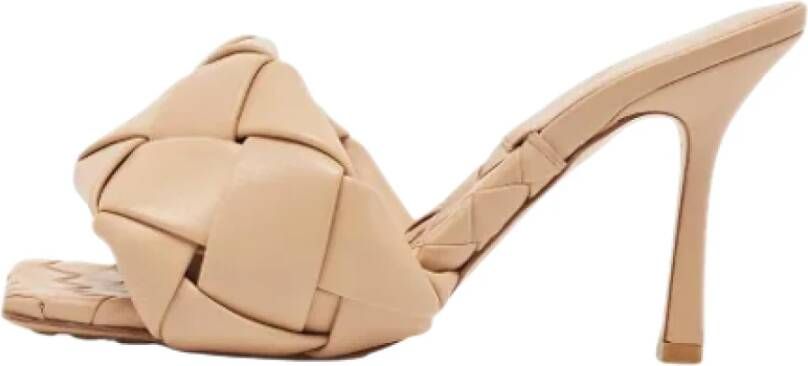 Bottega Veneta Vintage Pre-owned Leather sandals Beige Dames