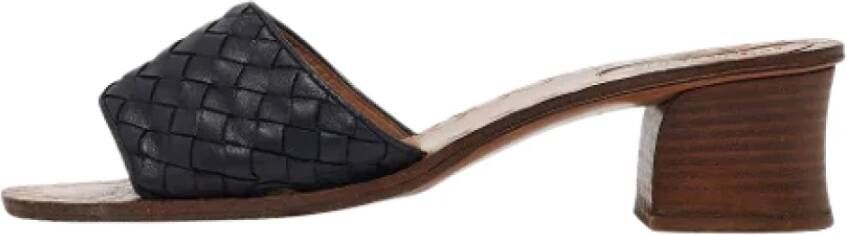 Bottega Veneta Vintage Pre-owned Leather sandals Black Dames