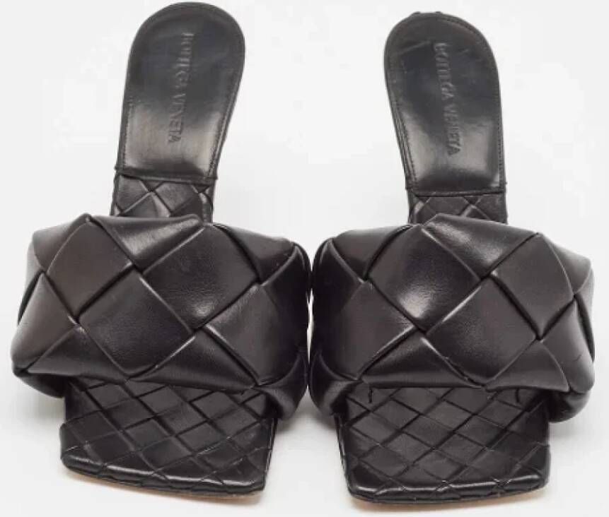 Bottega Veneta Vintage Pre-owned Leather sandals Black Dames