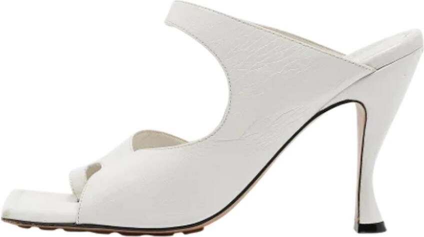 Bottega Veneta Vintage Pre-owned Leather sandals White Dames