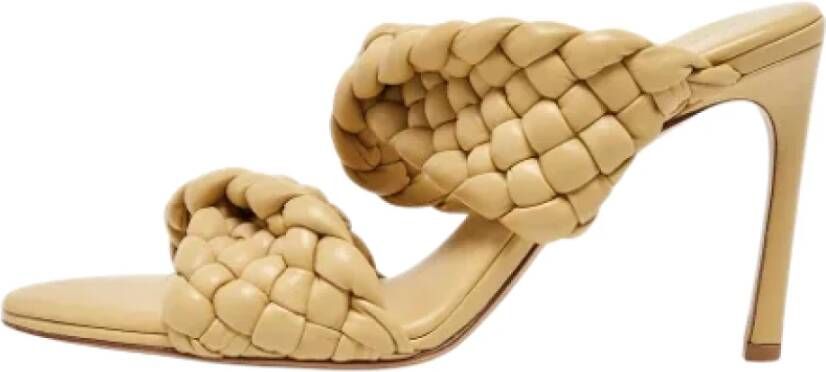 Bottega Veneta Vintage Pre-owned Leather sandals Yellow Dames