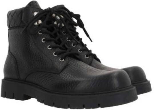 Bottega Veneta Zwarte Gehamerde Leren Veterschoenen Black Heren