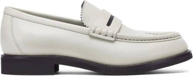 BRUNELLO CUCINELLI Witte Leren Platte Schoenen met Kettingdetail White Dames