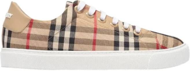 Burberry Cotton sneakers Beige Dames