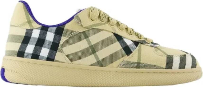 Burberry Plastic sneakers Beige Dames