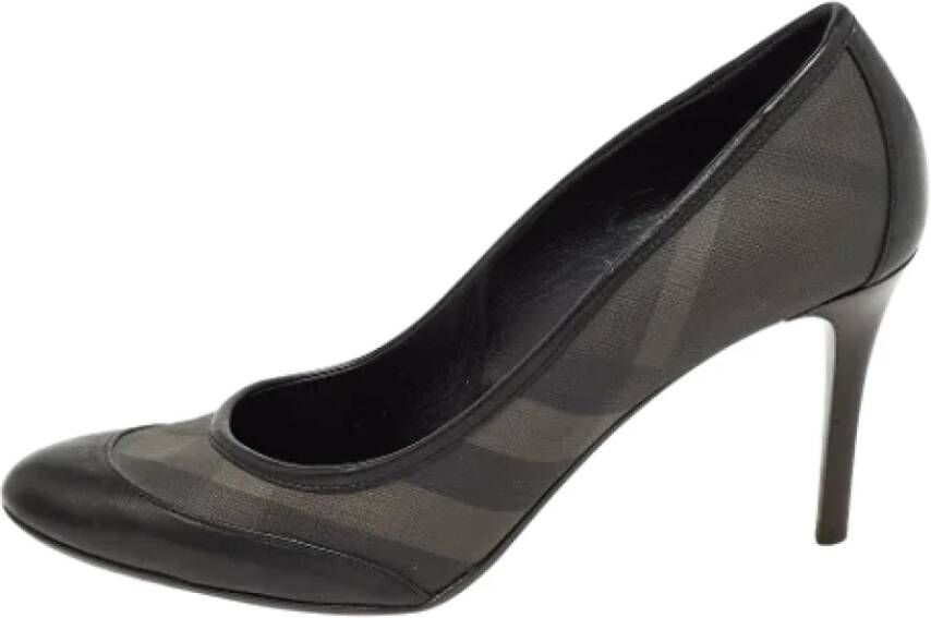 Burberry Vintage Pre-owned Canvas heels Black Dames