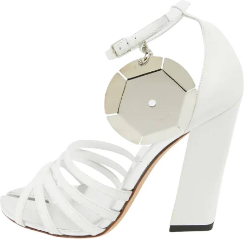 Burberry Vintage Pre-owned Leather sandals White Dames