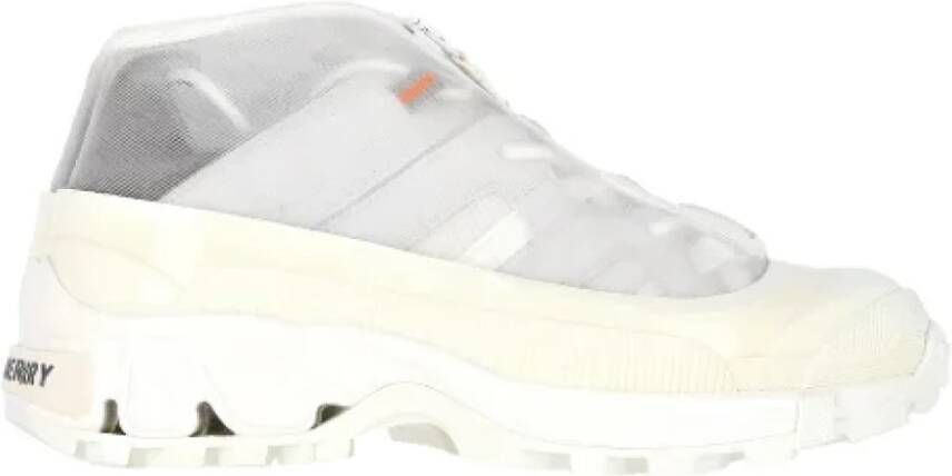 Burberry Vintage Pre-owned Rubber sneakers White Dames