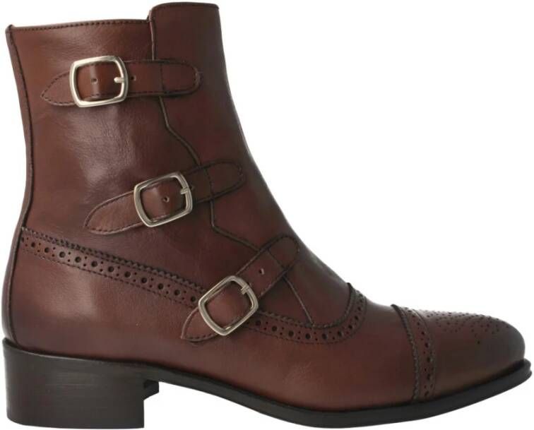 Calce Bruine leren enkellaars met Engels brogue detail Brown Dames