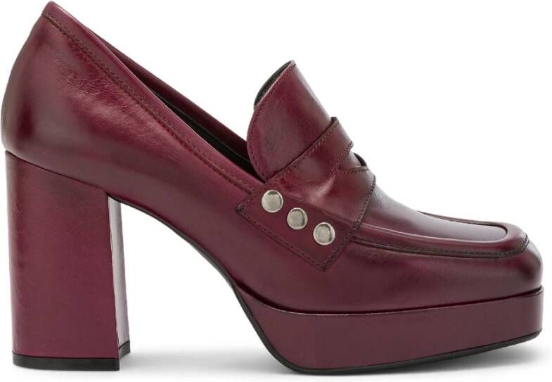 Carmens Loafer met vierkante hak en studs Red Dames