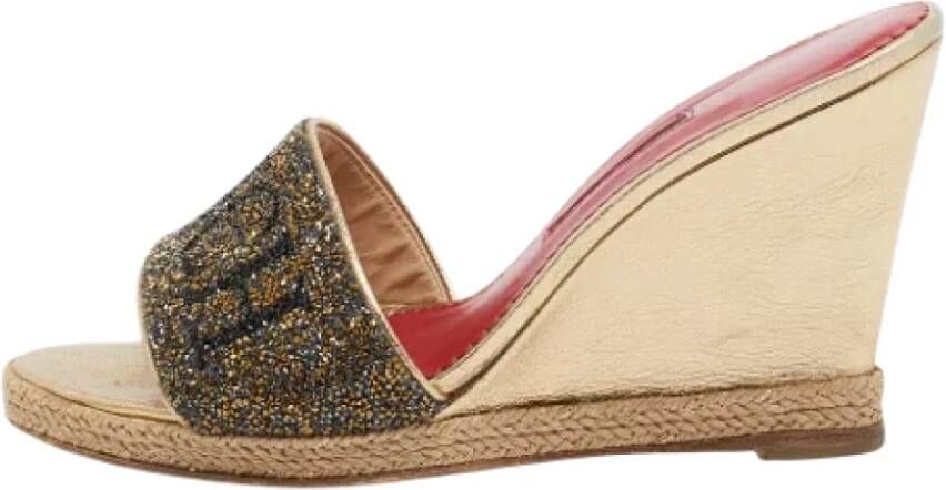 Carolina Herrera Pre-owned Leather espadrilles Yellow Dames