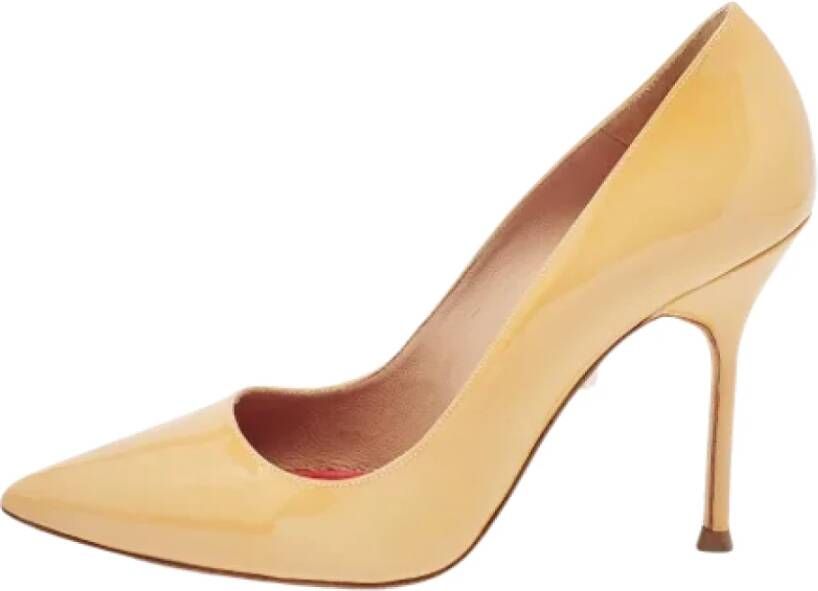 Carolina Herrera Pre-owned Leather heels Beige Dames