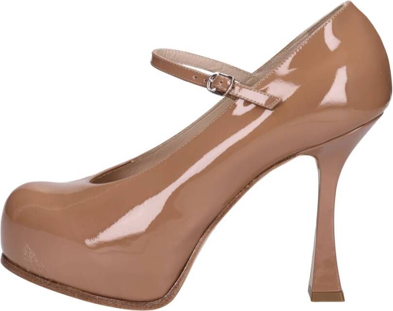 Casadei Met hak Beige Dames