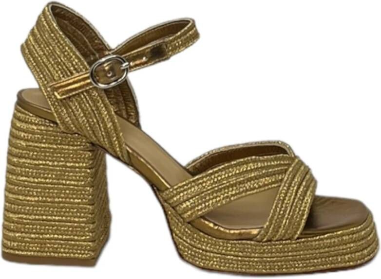 Castañer Gouden Hak Espadrilles voor Vrouwen Beige Dames