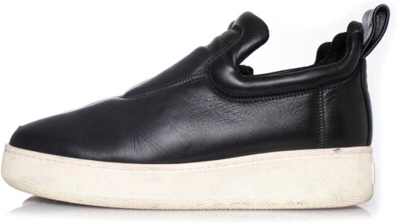 Celine Vintage Pre-owned leather slip on sneakers Black Dames