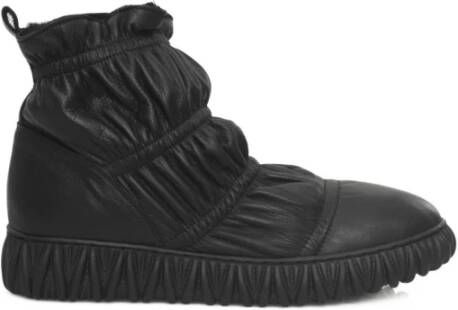 Cerruti 1881 Zwarte Leren Winterlaarzen Rubberen Zool Black Dames