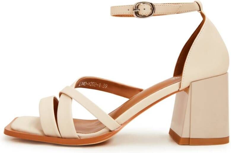 Cesare Gaspari Blokhak Sandalen Beige Dames