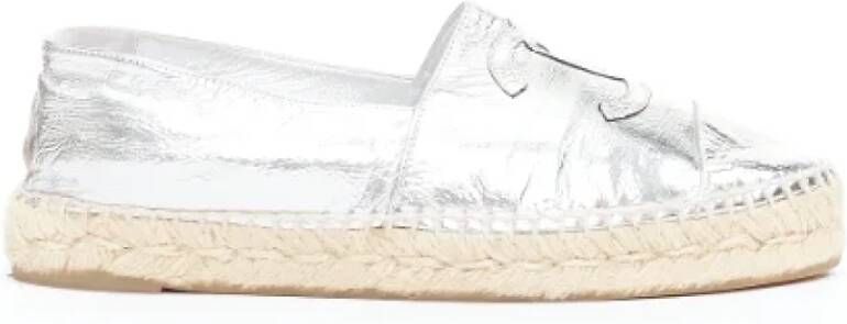 Chanel Vintage Pre-owned Leather espadrilles Gray Dames