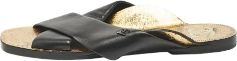 Chanel Vintage Pre-owned Leather flats Black Dames