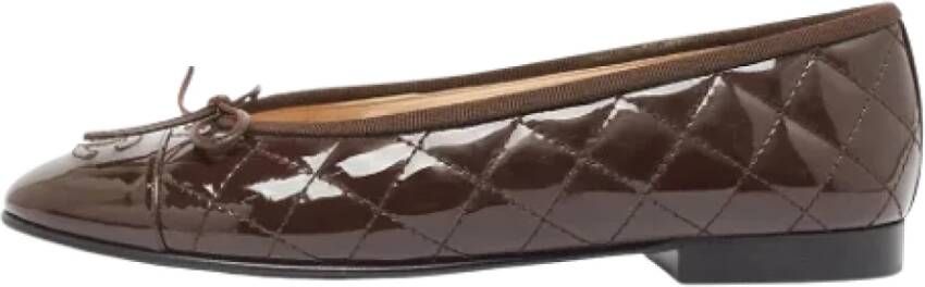 Chanel Vintage Pre-owned Leather flats Brown Dames