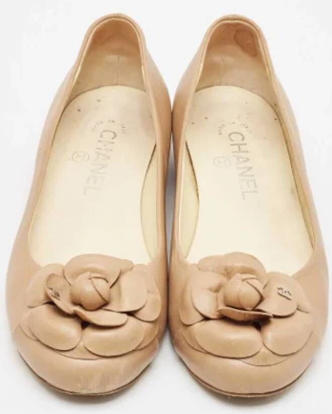 Chanel Vintage Pre-owned Leather flats Brown Dames