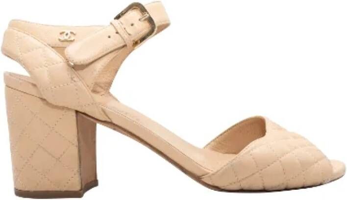 Chanel Vintage Pre-owned Leather sandals Beige Dames