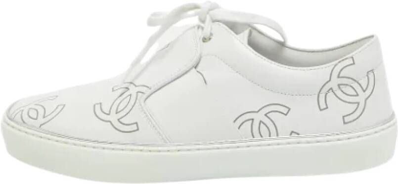 Chanel Vintage Pre-owned Leather sneakers White Dames