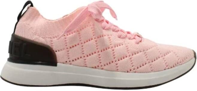 Chanel Vintage Pre-owned Plastic sneakers Pink Dames