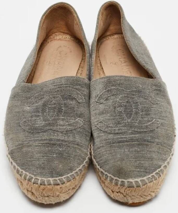 Chanel Vintage Pre-owned Suede espadrilles Gray Dames