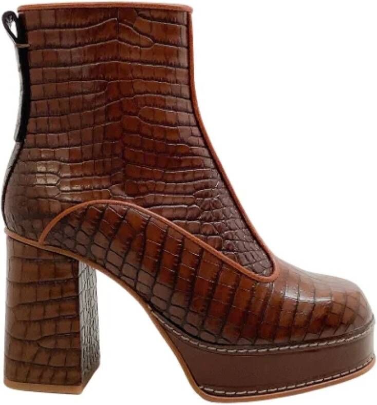 Chloé Pre-owned Leather boots Brown Dames