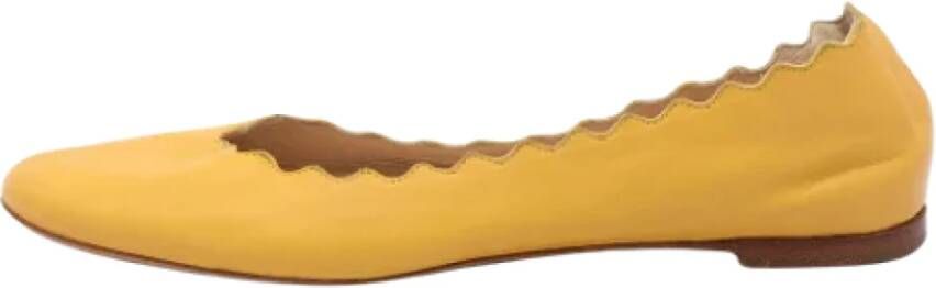 Chloé Pre-owned Leather flats Yellow Dames