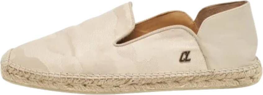 Christian Louboutin Pre-owned Canvas flats Beige Heren