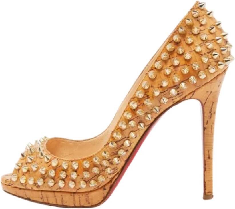 Christian Louboutin Pre-owned Elegante Bruine Stoffen Hakken Brown Dames