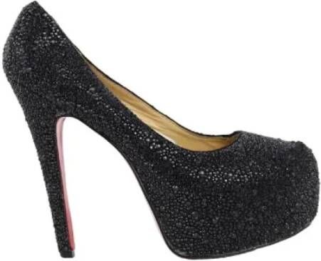 Christian Louboutin Pre-owned Fabric heels Black Dames