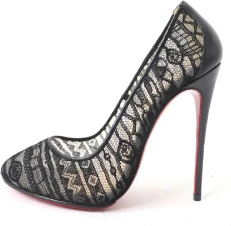 Christian Louboutin Pre-owned Fabric heels Black Dames