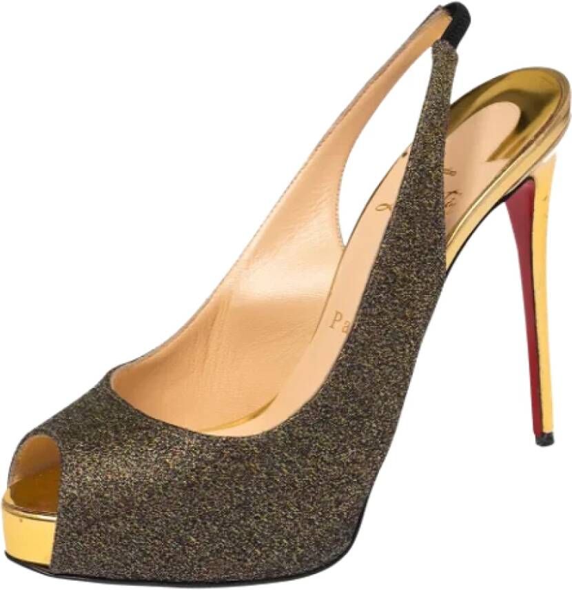 Christian Louboutin Pre-owned Fabric heels Brown Dames