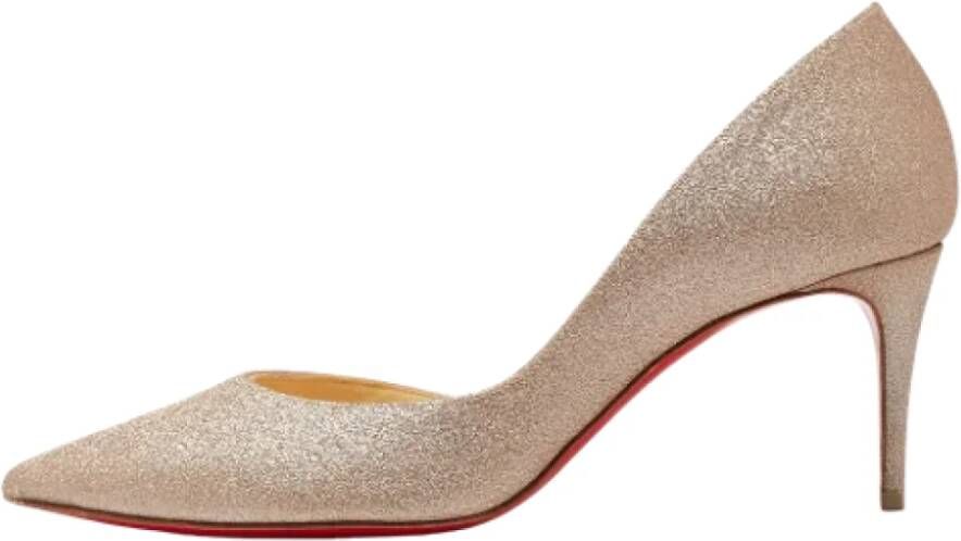 Christian Louboutin Pre-owned Fabric heels Gray Dames