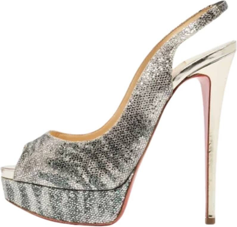 Christian Louboutin Pre-owned Fabric heels Gray Dames