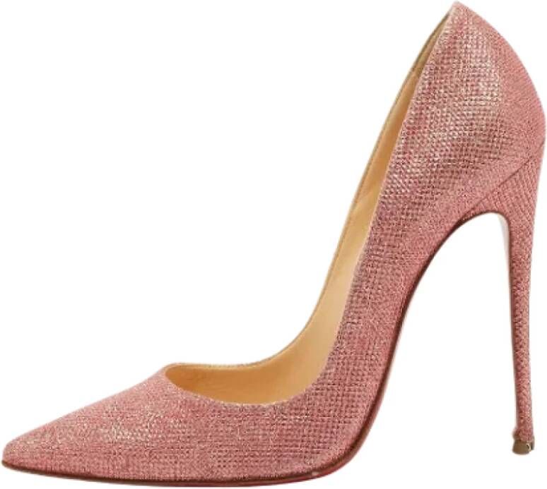 Christian Louboutin Pre-owned Fabric heels Pink Dames