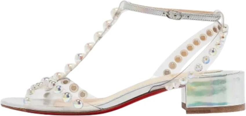 Christian Louboutin Pre-owned Fabric sandals White Dames