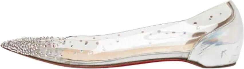 Christian Louboutin Pre-owned Leather flats Beige Dames