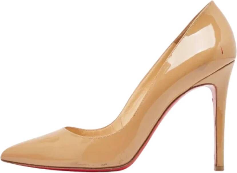 Christian Louboutin Pre-owned Leather heels Beige Dames