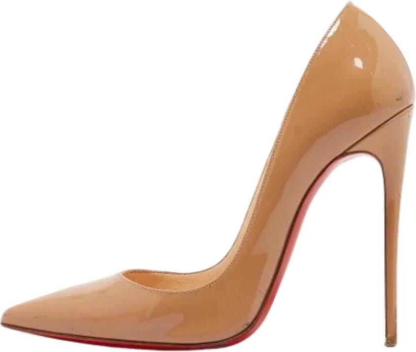 Christian Louboutin Pre-owned Leather heels Beige Dames