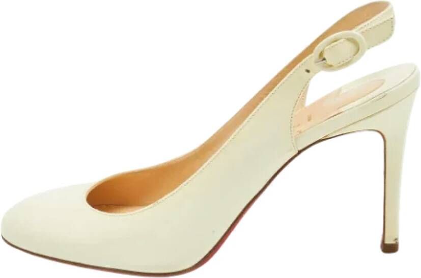 Christian Louboutin Pre-owned Leather heels Beige Dames