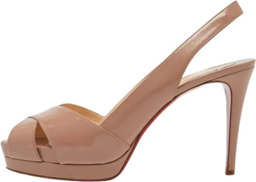 Christian Louboutin Pre-owned Leather heels Beige Dames